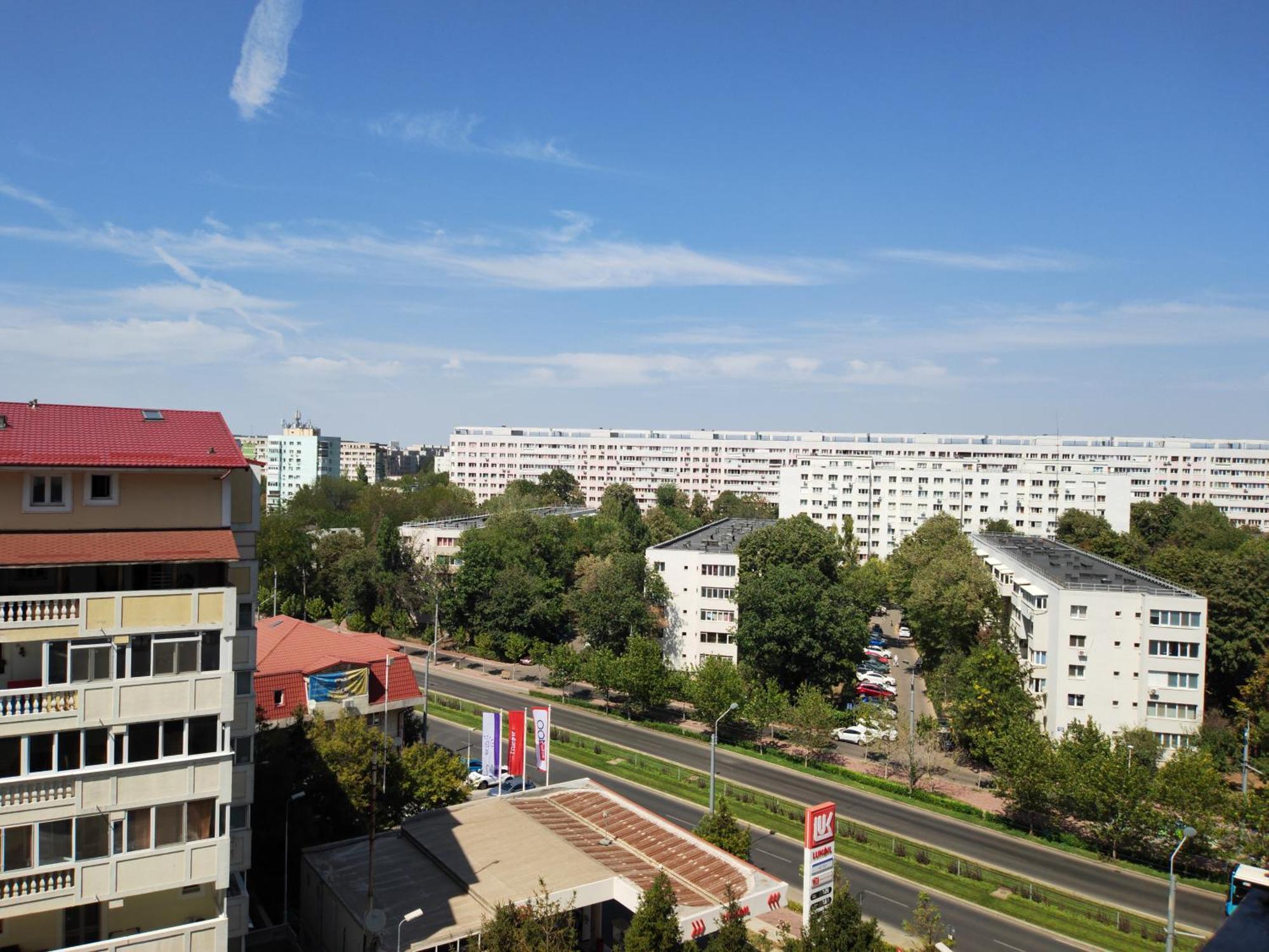 Sunset Bucharest Rebreanu Apartment ภายนอก รูปภาพ